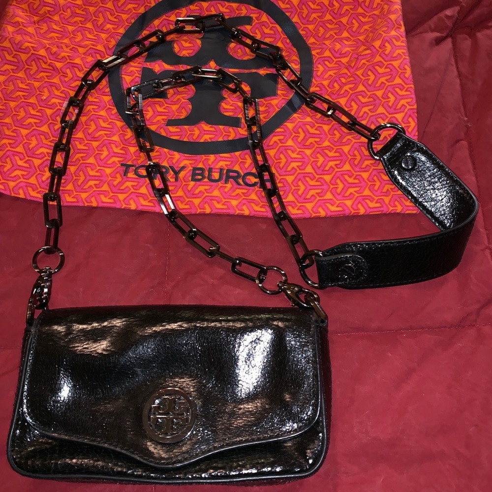 ❗️❗️❗️ Authentic Tory Burch Leather Crossbody in EUC.